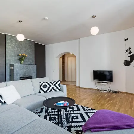 Old Town - Viru * Tallinn